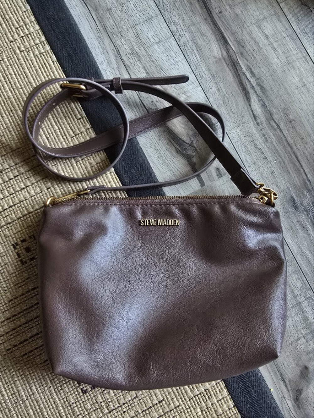 Steve Madden Dark Brown Leather Crossbody Bag with Gold Hardware